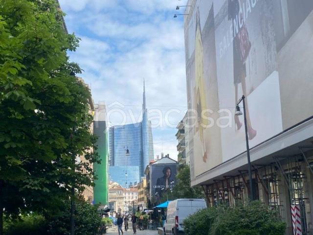 Appartamento in affitto a Milano largo La Foppa, 2, non arredato/vuoto, vista panoramica, riscaldamento centralizzato TrovaCasa