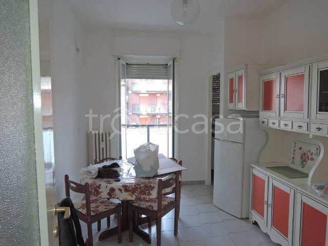 Appartamento in affitto a Milano, Lorenteggio