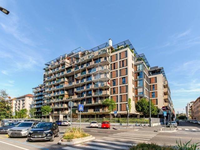 Appartamento in affitto a Milano MI