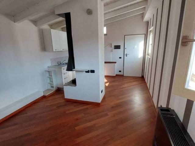 Appartamento in affitto a Milano MI