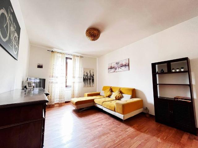 Appartamento in affitto a Milano MI