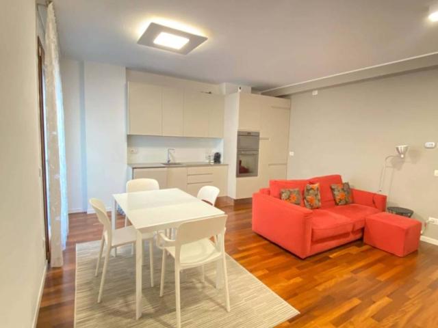 Appartamento in affitto a Milano MI