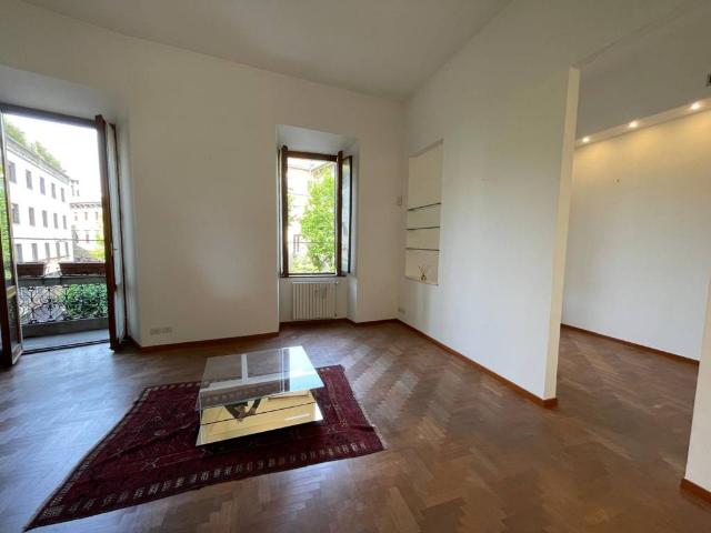 Appartamento in affitto a Milano MI