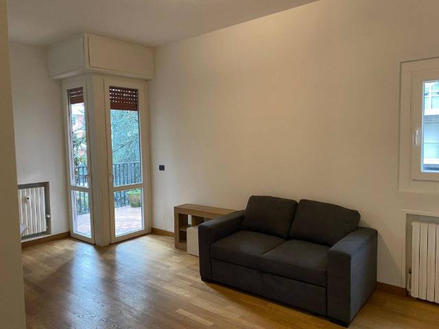 Appartamento in affitto a Milano MI