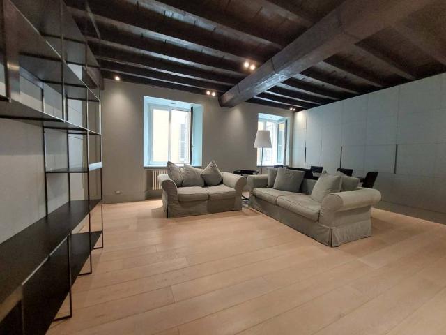 Appartamento in affitto a Milano MI
