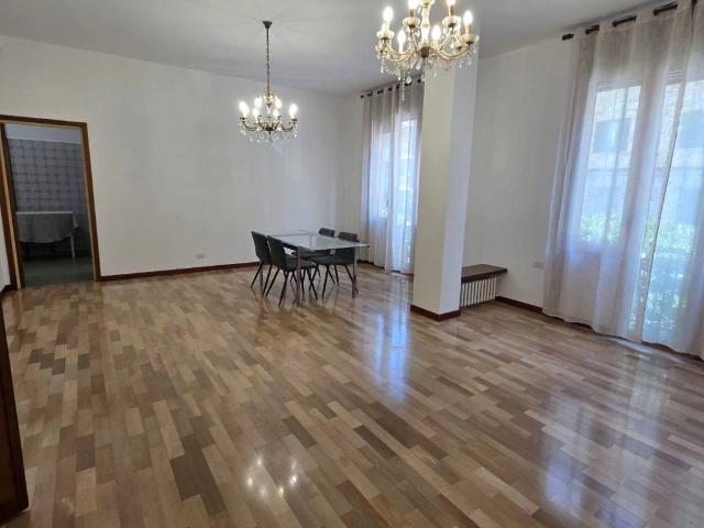 Appartamento in affitto a Milano MI