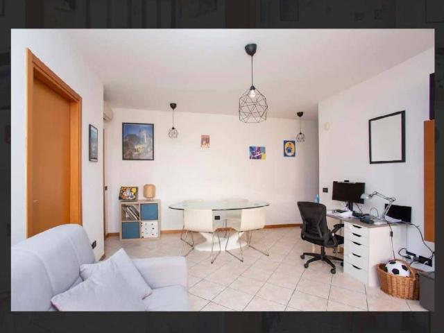 Appartamento in affitto a Milano MI