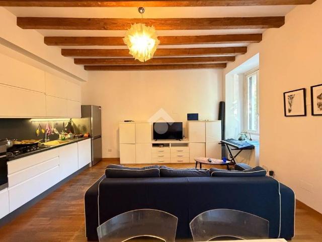 Appartamento in affitto a Milano MI