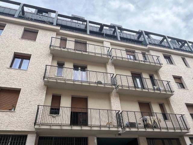 Appartamento in affitto a Milano MI
