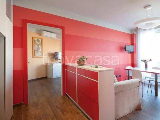 Appartamento in affitto a Milano p.Za Santissima Trinità, 2, arredato, terrazzo, ascensore TrovaCasa