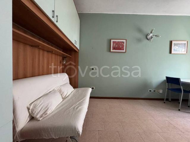Appartamento in affitto a Milano piazza Abbiategrasso, arredato, ascensore, studio TrovaCasa