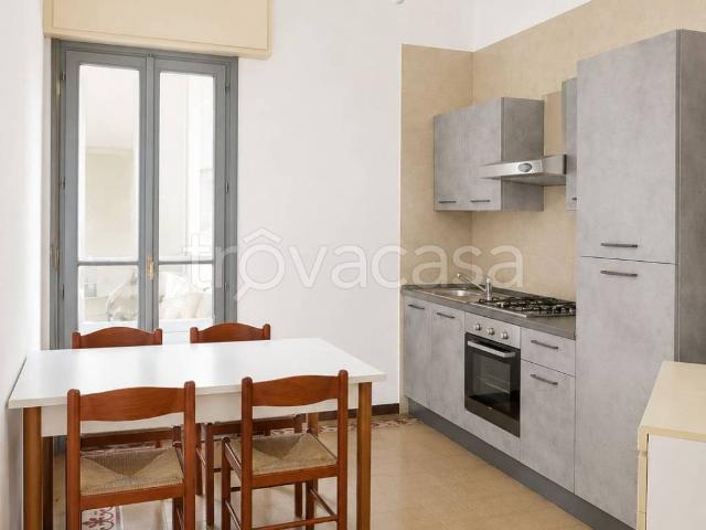 Appartamento in affitto a Milano piazza Aspromonte, arredato, vista panoramica, contesto signorile TrovaCasa