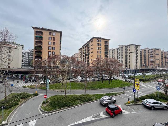 Appartamento in affitto a Milano piazza Ernesto De Angeli, arredato, ascensore, riscaldamento centralizzato TrovaCasa