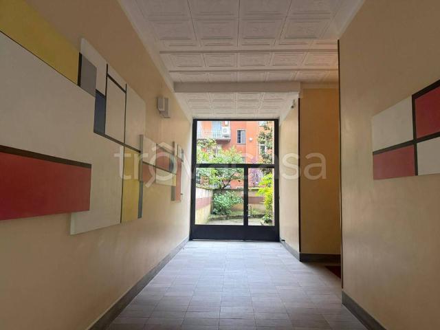 Appartamento in affitto a Milano piazza Irnerio, 8, arredato, riscaldamento centralizzato, vicinanze negozi TrovaCasa