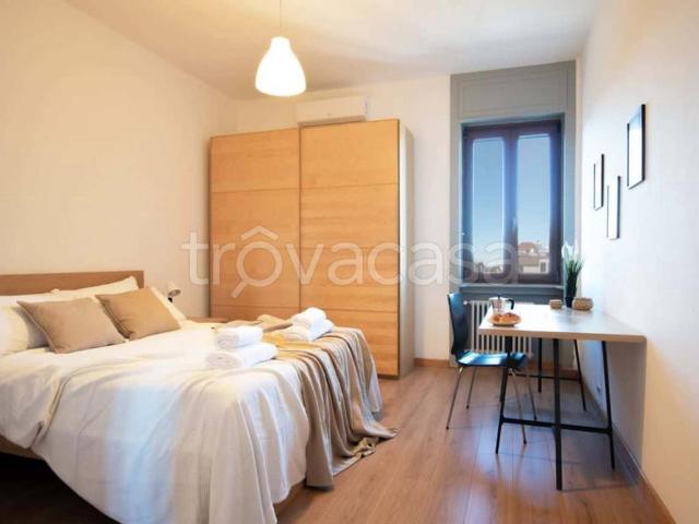 Appartamento in affitto a Milano piazza Sant'Agostino, arredato, studio TrovaCasa