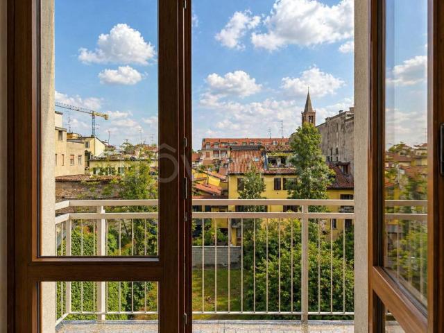 Appartamento in affitto a Milano piazza Vetra, parzialmente arredato, ristrutturato, giardino condominiale TrovaCasa