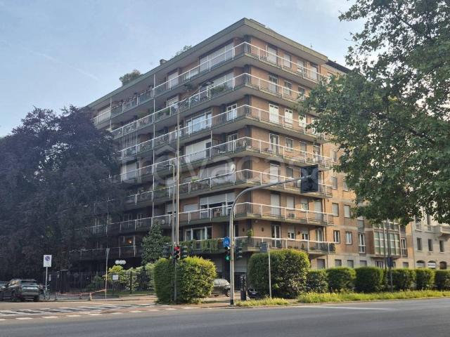 Appartamento in affitto a Milano piazzale Giulio Cesare, 9, box, doppia esposizione, aria condizionata TrovaCasa