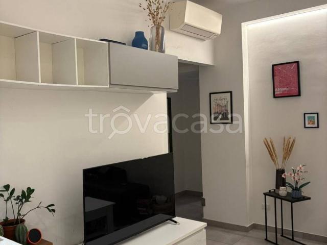 Appartamento in affitto a Milano piazzale Nizza, 5, arredato, ristrutturato, balcone TrovaCasa