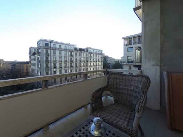 APPARTAMENTO in AFFITTO a MILANO PORTA VITTORIA / VIALE CORSICA di 4 vani