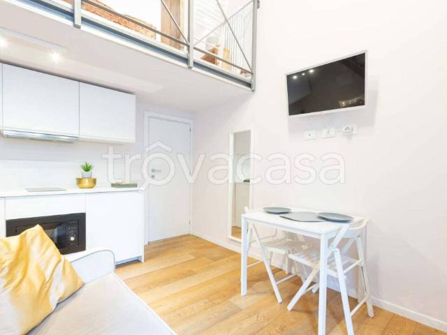 Appartamento in affitto a Milano, Rovereto