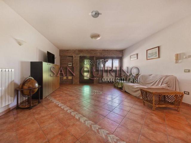 Appartamento in affitto a Mirandola via Volta, 47, terrazzo, parzialmente arredato, cucina abitabile TrovaCasa