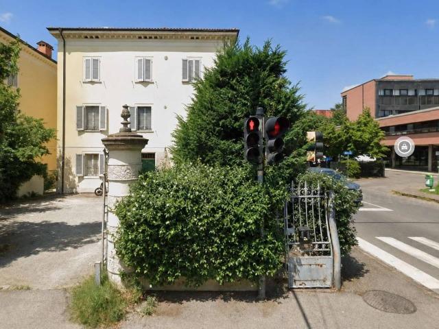 Appartamento in affitto a Modena