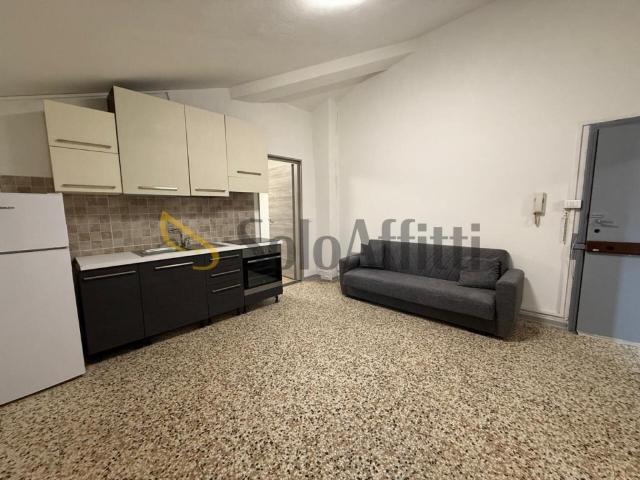 Appartamento in affitto a Modena via Emilia Est, 1735, non arredato/vuoto, posto auto, libero subito TrovaCasa