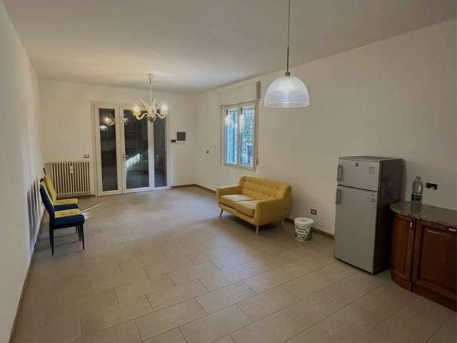 Appartamento in affitto a Modena MO