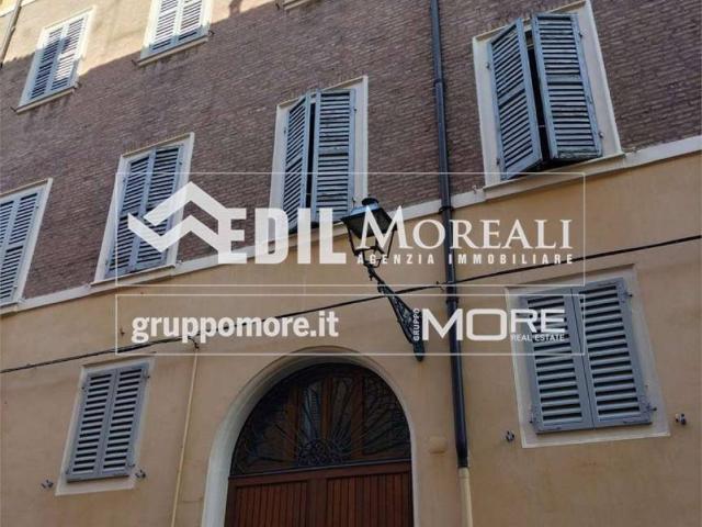 Appartamento in affitto a Modena, riscaldamento autonomo, centrale, lavatrice TrovaCasa
