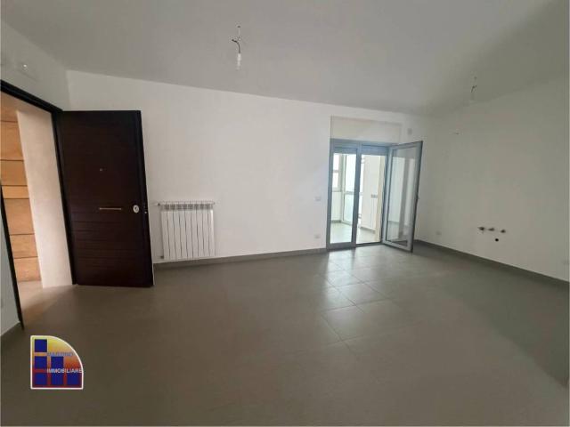 Appartamento in affitto a Modugno, box, centrale, balcone TrovaCasa