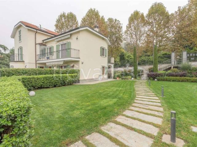 Appartamento in affitto a Moncalieri viale del castello, 23, giardino privato, posto auto, terrazzo TrovaCasa