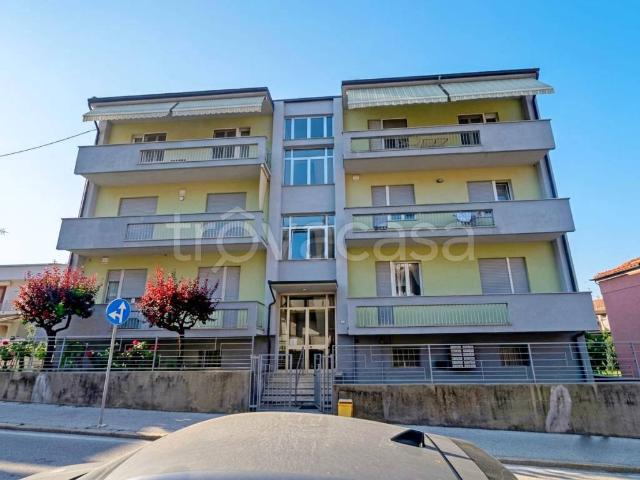 Appartamento in affitto a Mondovì via Giacomo Viale, 4, arredato, balcone, cucina abitabile TrovaCasa
