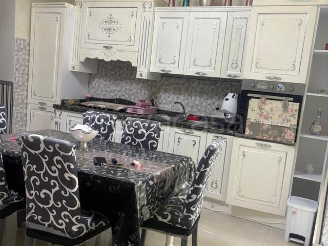 Appartamento in affitto a Mondragone via Giovanni Verga, arredato, luminoso, cucina abitabile TrovaCasa