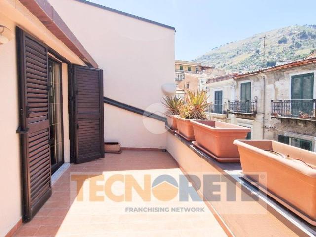 Appartamento in affitto a Monreale PA