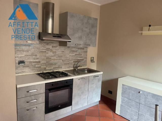 Appartamento in affitto a Montanaro via Matteotti, 3, riscaldamento autonomo, parzialmente arredato, balcone TrovaCasa