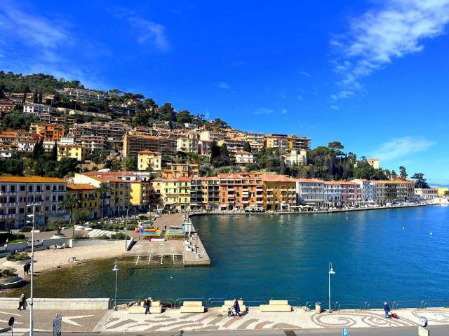 Appartamento in affitto a Monte Argentario corso Umberto I, arredato, vista mare, ristrutturato TrovaCasa