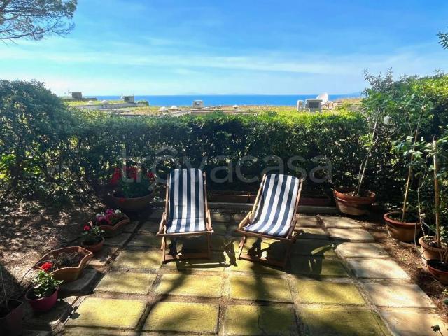 Appartamento in affitto a Monte Argentario località Calamoresca, arredato, giardino privato, terrazzo TrovaCasa