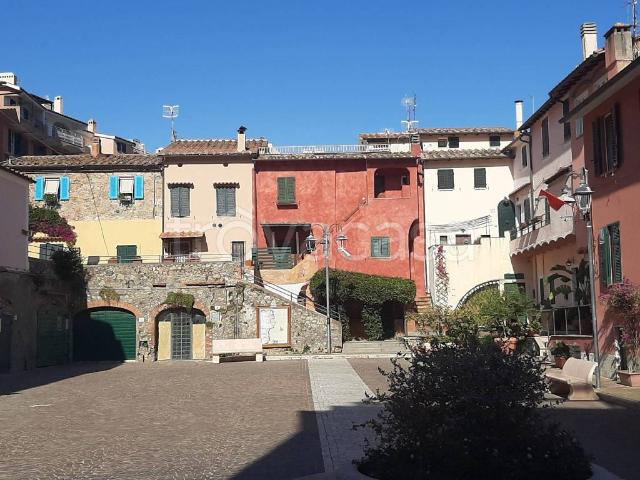 Appartamento in affitto a Monte Argentario piazza Indipendenza, arredato, terrazzo, centrale TrovaCasa