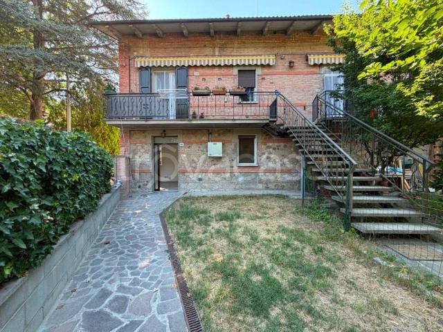Appartamento in affitto a Monte San Pietro via Lavino, 202, non arredato/vuoto, giardino privato, posto auto TrovaCasa