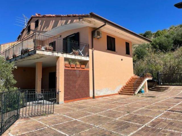 Appartamento in affitto a Montecorice SA
