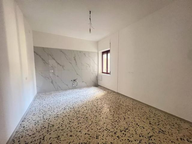 Appartamento in affitto a Montecorvino Pugliano viale della Repubblica, balcone TrovaCasa