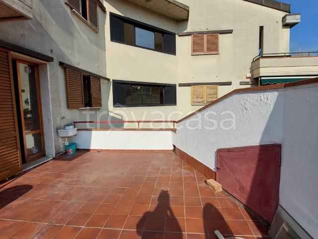 Appartamento in affitto a Montecatini Terme viale Giovanni Amendola, arredato, terrazzo, senza ascensore TrovaCasa