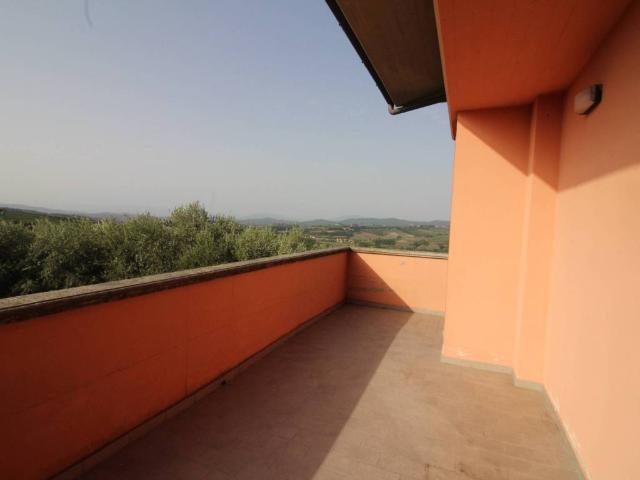 Appartamento in affitto a Montespertoli FI