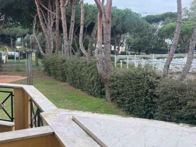 Appartamento in affitto a Montignoso, posto auto, centrale, cucina a vista TrovaCasa