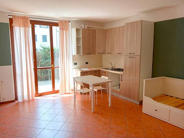 Appartamento in affitto a Montorfano CO