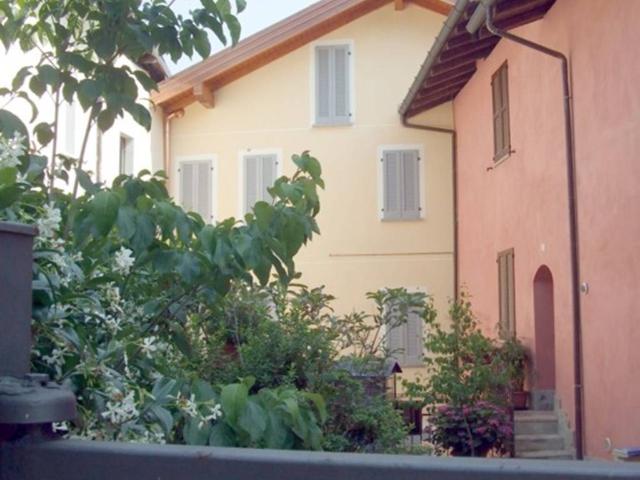 Appartamento in affitto a Monvalle VA