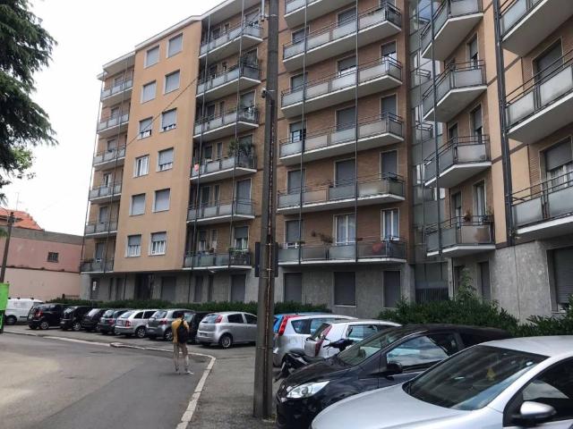 Appartamento in affitto a Monza MB