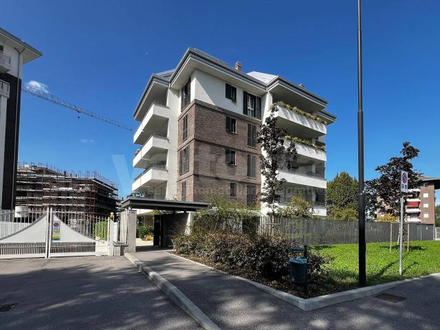 Appartamento in affitto a Monza, Amati