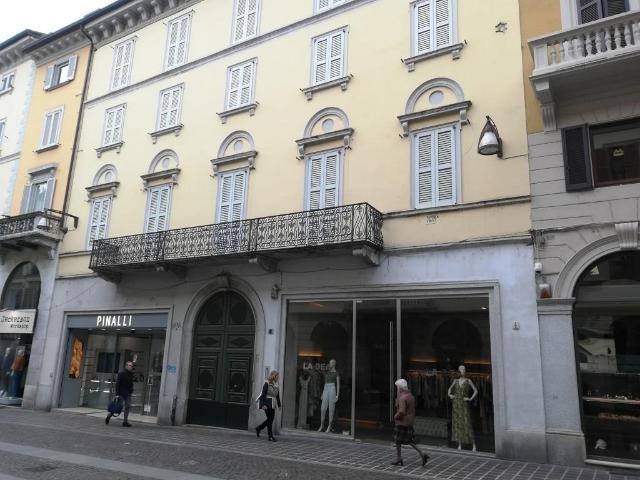 Appartamento in affitto a Monza via vittorio emanuele II 8, parzialmente arredato, ascensore, centrale TrovaCasa