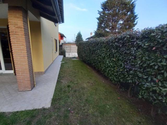Appartamento in affitto a Mornago VA
